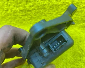 Сервопривод заслонок печки General Motors
