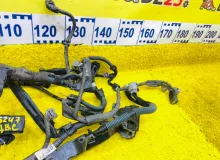 Коса двс TOYOTA VOXY 2014/Цвет 1F7 8212128B50 ZWR80G 2ZRFXE, передняя