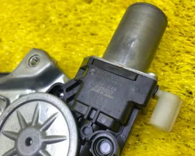 Стеклоподъемник NISSAN