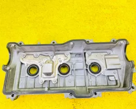 Клапанная крышка TOYOTA