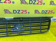 Решетка радиатора TOYOTA LAND CRUISER 2001/Цвет 064 5311160340 UZJ100W 2UZFE, передняя