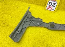 Крепление бампера AUDI Q5 2012 8R0807453 8RB CHJA, заднее левое
