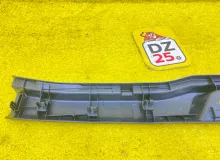 Пластик замка багажника TOYOTA NOAH 2014/Цвет 202 6793528100C0 ZRR85W 3ZRFAE, задний