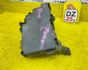 Блок предохранителей NISSAN