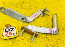Петли двери багажника TOYOTA VOXY 2014/Цвет 1F7 6881028050 ZWR80G 2ZRFXE, задние