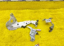 Ролик раздвижной двери TOYOTA NOAH 2014/Цвет 070 6833628090 ZWR80G 2ZRFXE, задний левый