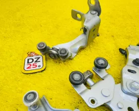 Ролик раздвижной двери TOYOTA