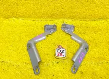 Петли двери багажника TOYOTA VOXY 2014/Цвет 1F7 6881028050 ZWR80G 2ZRFXE, задние