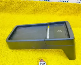 Бардачок между сиденьями TOYOTA
