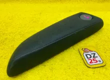 Подлокотник TOYOTA NOAH 2014/Цвет 1F7 7288028J50C1 ZWR80G 2ZRFXE, передний левый Подлокотник TOYOTA NOAH 2014/Цвет 1F7 7288028J50C1 ZWR80G 2ZRFXE, передний левый
