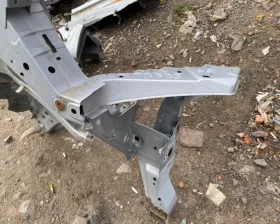 Лонжерон NISSAN