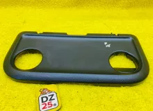 Подстаканник NISSAN SERENA 2012/Цвет KBB HFC26 MR20DD, передний