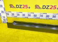 Накладка на порог TOYOTA WISH 2012/Цвет 202 7690268050C0 ZGE20W 2ZRFAE, передняя левая