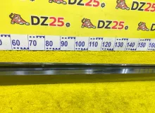 Накладка на порог TOYOTA WISH 2012/Цвет 202 7690268050C0 ZGE20W 2ZRFAE, передняя левая