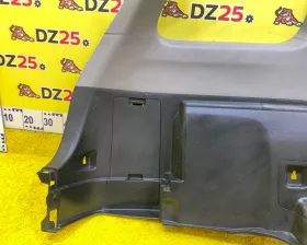 Обшивка багажника TOYOTA