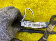 Коса двс TOYOTA VOXY 2014/Цвет 202 8212128B40 ZRR85W 3ZRFAE, передняя