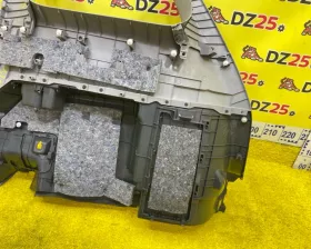 Обшивка багажника TOYOTA