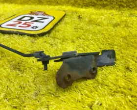 Замок капота TOYOTA