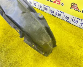 Подкрылок TOYOTA