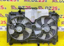 Радиатор основной TOYOTA VOXY 2014/Цвет 070 1640037280 ZRR85G 3ZRFAE, передний