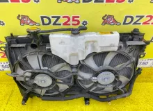 Радиатор основной TOYOTA VOXY 2014/Цвет 1F7 1640037280 ZWR80G 2ZRFXE, передний