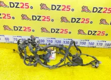 Коса двс TOYOTA NOAH 2014/Цвет 1F7 8212128B50 ZWR80G 2ZRFXE, передняя