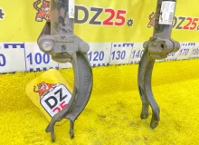 СТОЙКА ПАРА ЛЕВАЯ И ПРАВАЯ AUDI A6/C7 2014 4G0413031 4G2 CDNB, передняя
