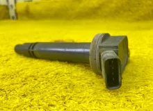 Катушка зажигания TOYOTA TUNDRA 2008/Цвет 040 90919A2003 USK56L/USK56/USK51L/USK50L/USK52L/USK55L/USK57L/GSK50/GSK51/GSK52/UCK50/UCK51/UCK52/UCK55/UCK57UCK56/UPK50/UPK51/UPK52/UPK55/UPK56/UPK57 3URFE, передняя