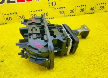 Селектор акпп AUDI Q5 2012 8R1713041K 8RB CHJA, передний