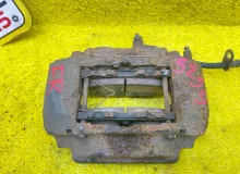 Суппорт TOYOTA LAND CRUISER 2001/Цвет 064 4773060080 UZJ100W 2UZFE, передний правый