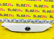 Накладка на дверь багажника LEXUS CT200H 2011/Цвет 077 7680176020A0 ZWA10 2ZRFXE, задняя
