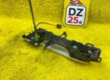 Ручка двери внешняя TOYOTA NOAH 2015/Цвет 070 6920428040 ZWR80G 2ZRFXE, задняя левая
