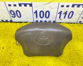 Подушка безопасности водителя Toyota