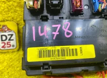 Блок предохранителей Land Rover RANGE ROVER 2006/Цвет 798 YMD506480 L322 448PN, передний