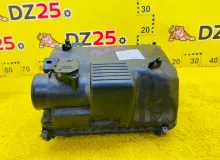 Корпус воздушного фильтра TOYOTA HILUX SURF 2003/Цвет 1D4 1770062140 VZN215W 5VZFE, передний