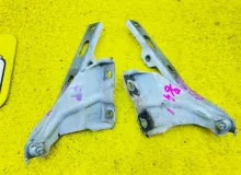 Петля капота AUDI Q5 2012 8R0823302A 8RB CHJA, передняя