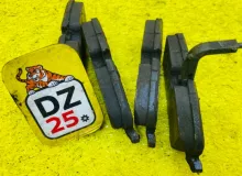 Тормозные колодки Land Rover RANGE ROVER 2006/Цвет 798 SFP500030 L322 448PN, заднее