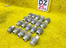 Гайка на колесо TOYOTA LAND CRUISER 2002/Цвет 057 9094201103 UZJ100W 2UZFE