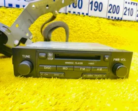 Магнитофон TOYOTA