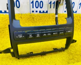 Консоль магнитофона TOYOTA