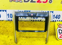 Консоль магнитофона TOYOTA COROLLA FIELDER 2013/КАРБОН 5540512E11B0 NKE165G 1NZFXE, передний