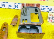 Консоль автомата TOYOTA LAND CRUISER 2001/Цвет 064 5880260170 UZJ100W 2UZFE, передний
