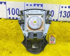 Подушка безопасности водителя Nissan
