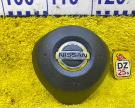 Подушка безопасности водителя Nissan