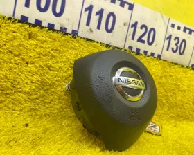 Подушка безопасности водителя Nissan