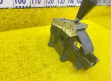 Селектор акпп TOYOTA HILUX SURF 2003/Цвет 1D4 3356035010 VZN215W 5VZFE, передний