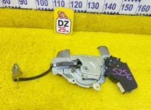 Доводчик двери пятой LEXUS RX350 2010/Цвет 077 6891048020 GGL10W 2GRFE, задний