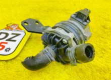 Помпа AUDI Q5 2012 8R0965567 8RB CHJA, передняя