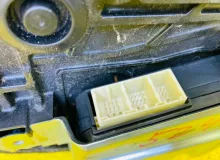 Доводчик двери TOYOTA VOXY 2014/Цвет 1F7 8500528071 ZWR80G 2ZRFXE, задний правый