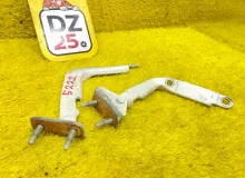 Петли двери багажника TOYOTA VOXY 2014/Цвет 070 6881028050 ZRR85G 3ZRFAE, задние